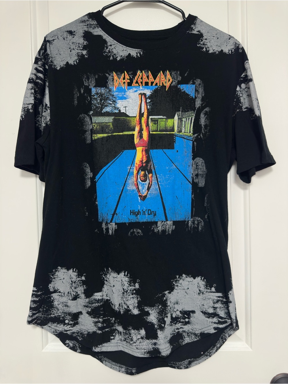 Def Leppard Black 'High 'n' Dry' Graphic Tee